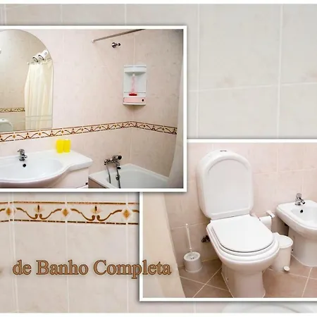 Apartament Os A Ramos Na Da Gale Estao Inserido Em Com Piscina, Fica Apenas A 350 Metros Da Da Gale - Com Ar Condicionado Tanto Nos Quartos Na Sala, Smart Tv Com Prime Video E Cozinha Completa