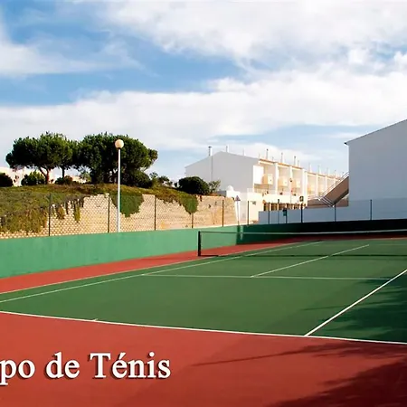 아파트 Os A Ramos Na Da Gale Estao Inserido Em Com Piscina, Fica Apenas A 350 Metros Da Da Gale - Com Ar Condicionado Tanto Nos Quartos Na Sala, Smart Tv Com Prime Video E Cozinha Completa 알부페이라