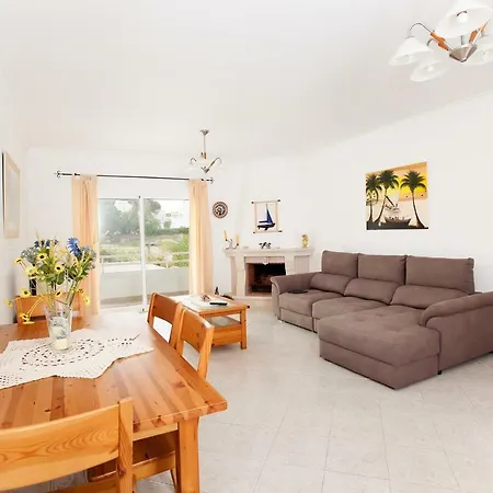 A Ramos: Beachfront With Pool And Modern Amenities Apartment