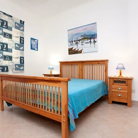 Os A Ramos Na Da Gale Estao Inserido Em Com Piscina, Fica Apenas A 350 Metros Da Da Gale - Com Ar Condicionado Tanto Nos Quartos Na Sala, Smart Tv Com Prime Video E Cozinha Completa Appartement
