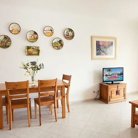 Os A Ramos Na Da Gale Estao Inserido Em Com Piscina, Fica Apenas A 350 Metros Da Da Gale - Com Ar Condicionado Tanto Nos Quartos Na Sala, Smart Tv Com Prime Video E Cozinha Completa Appartement *