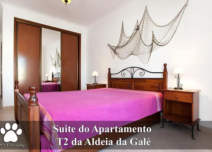 Os A Ramos Na Da Galé Estão Inserido Em Com Piscina, Fica Apenas A 350 Metros Da Da Galé - Com Ar Condicionado Tanto Nos Quartos Na Sala, Smart Tv Com Prime Vídeo E Cozinha Completa * Albufeira